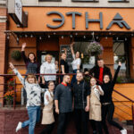 сотрудники этна кафе